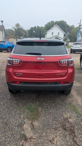 Used 2025 Jeep Compass Limited AWD/4WD image 6