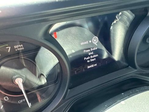 Used 2024 Jeep Wrangler Unlimited Sahara AWD/4WD image 11