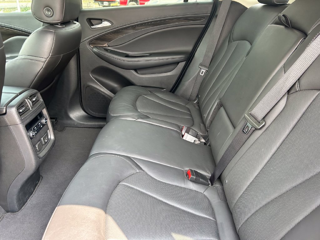 Used 2019 Buick Envision Essence FWD image 14