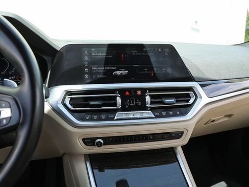 Used 2019 BMW 330i Sedan RWD image 9