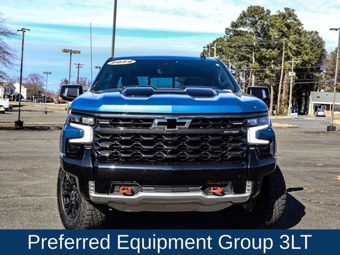 Used 2024 Chevrolet Silverado 1500 ZR2 w/ Technology Package image 2