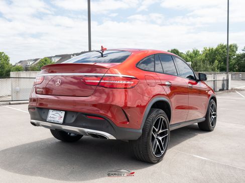 Used 2017 Mercedes-Benz GLE 43 AMG 4MATIC image 7