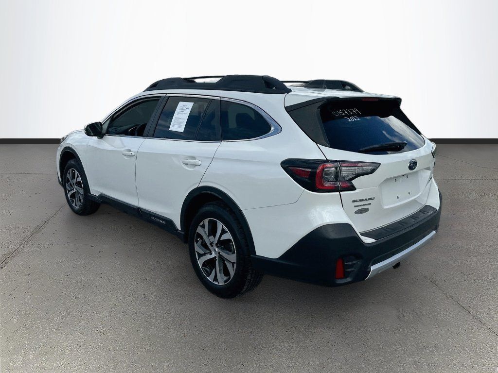 Used 2022 Subaru Outback Limited AWD/4WD image 5