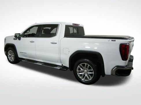 Used 2021 GMC Sierra 1500 SLT w/ SLT Premium Plus Package AWD/4WD image 8