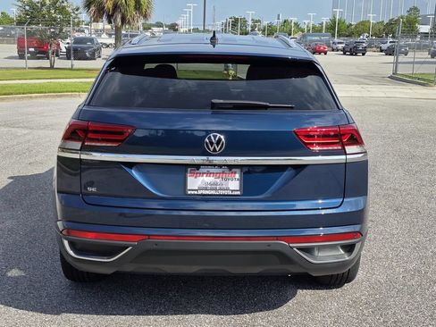 Used 2023 Volkswagen Atlas Cross Sport SE FWD image 3