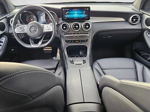 Used 2022 Mercedes-Benz GLC 300 image 16