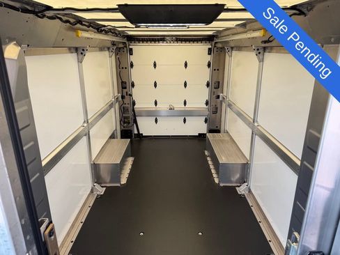 Used 2024 Chevrolet Brightdrop 600 w/ Battery Pack, Max Range AWD/4WD image 19