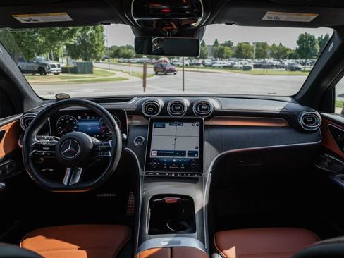 Certified 2023 Mercedes-Benz GLC 300 image 18
