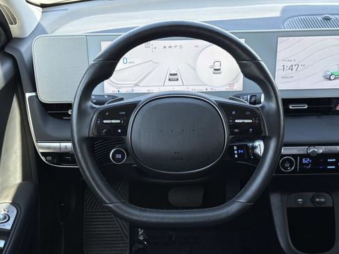 Certified 2024 Hyundai Ioniq 5 SEL image 8