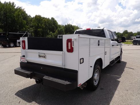 Used 2024 Ford F250 XL AWD/4WD image 7
