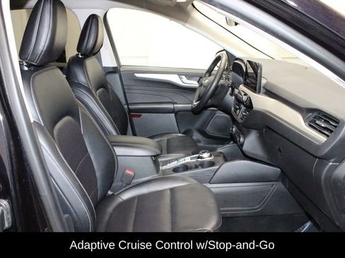 Used 2021 Ford Escape SEL image 16