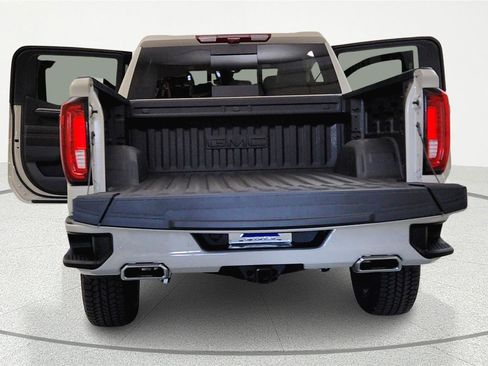 New 2026 GMC Sierra 1500 AT4 w/ AT4 Premium Package AWD/4WD image 7