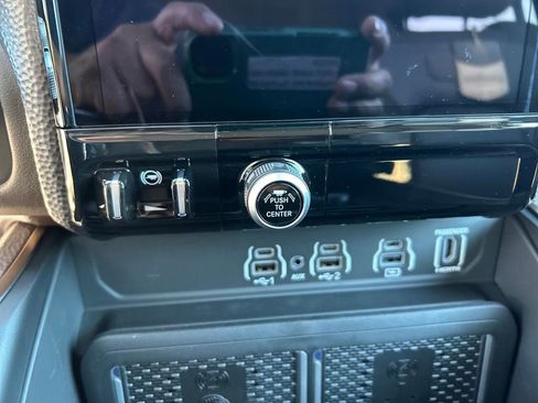 New 2026 RAM 1500 Limited w/ Trailer Tow Group image 19