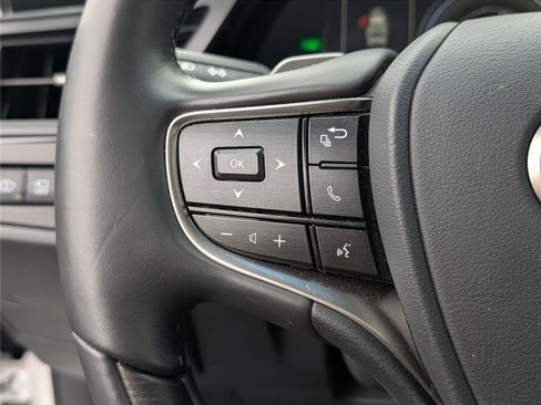 Used 2025 Lexus ES 300h w/ Technology Package image 23