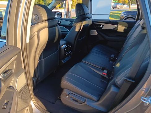 Used 2025 Acura MDX FWD w/ Technology Package image 16