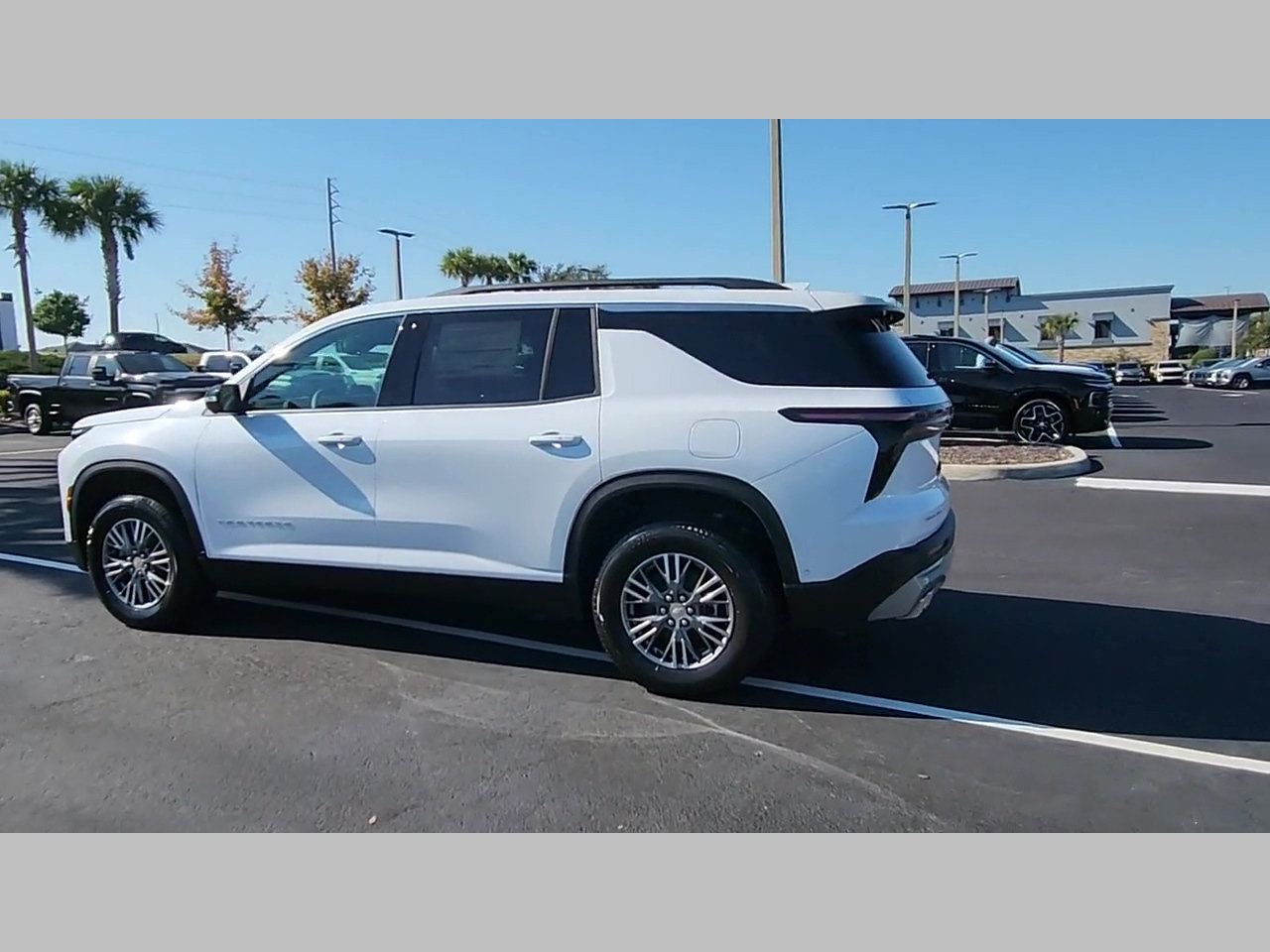 New 2026 Chevrolet Traverse LT w/ Enhanced Driving Package FWD image 21