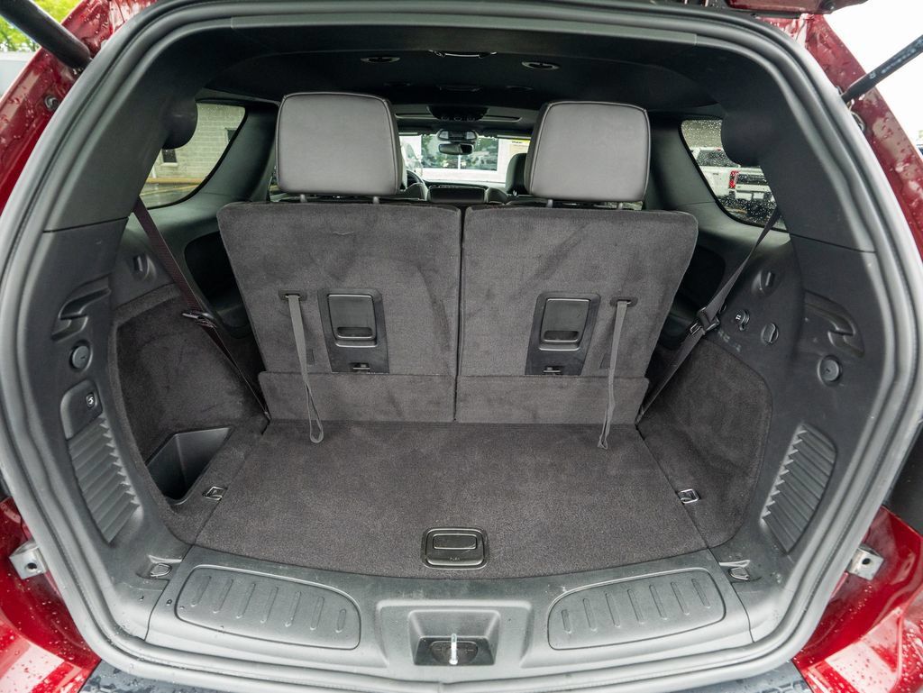 Used 2025 Dodge Durango R/T AWD/4WD image 9