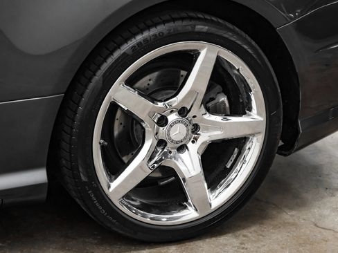 Used 2014 Mercedes-Benz SL 550 image 36