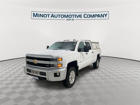 Used 2015 Chevrolet Silverado 2500 LT w/ Z71 Package, Off-Road image 4
