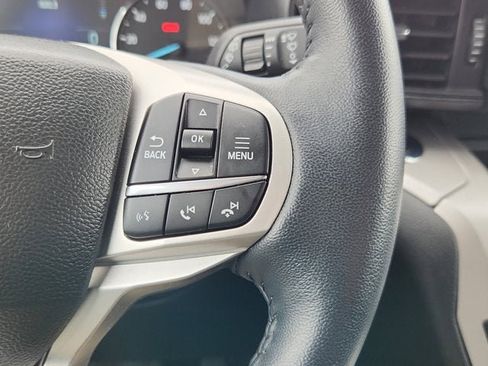 Used 2023 Ford Explorer XLT image 22