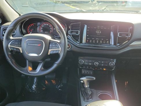 Certified 2021 Dodge Durango SXT image 4