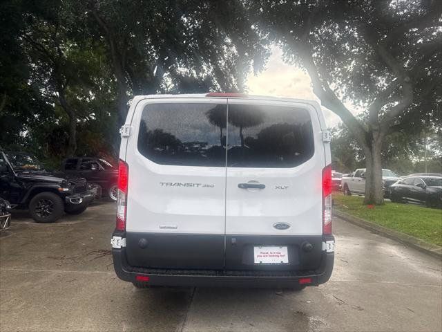 Used 2024 Ford Transit 350 XLT RWD image 4