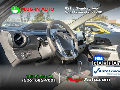 Used 2012 Toyota Prius C Two image 6