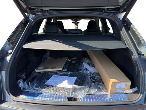 New 2026 Audi SQ5 Prestige AWD/4WD image 17