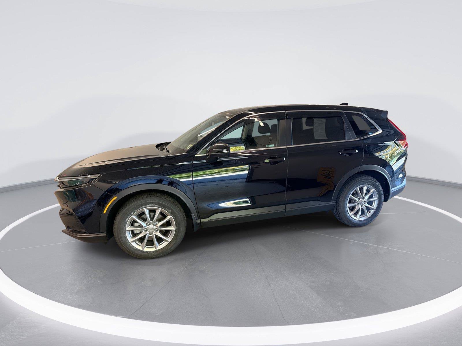 Used 2026 Honda CR-V EX image 1