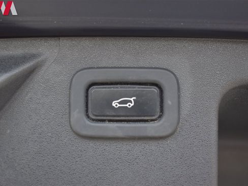 Used 2020 Land Rover Discovery Sport S R-Dynamic image 34