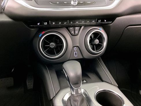Used 2025 Chevrolet Blazer LT w/ Redline Edition FWD image 8