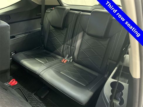 Certified 2024 Volkswagen Atlas SE image 15