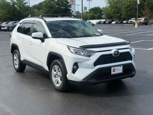 Certified 2020 Toyota RAV4 XLE w/ Convenience Package AWD/4WD image 12
