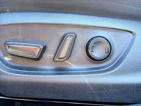 Used 2024 Toyota Camry LE FWD image 34