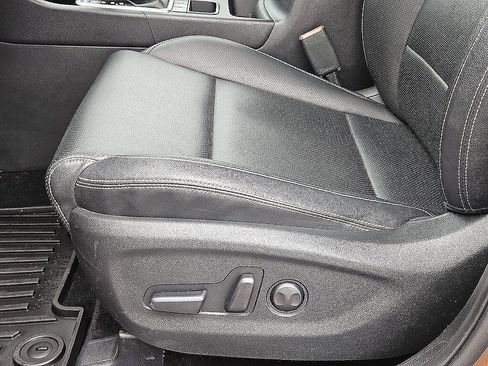 Used 2021 Kia Sportage EX AWD/4WD image 19