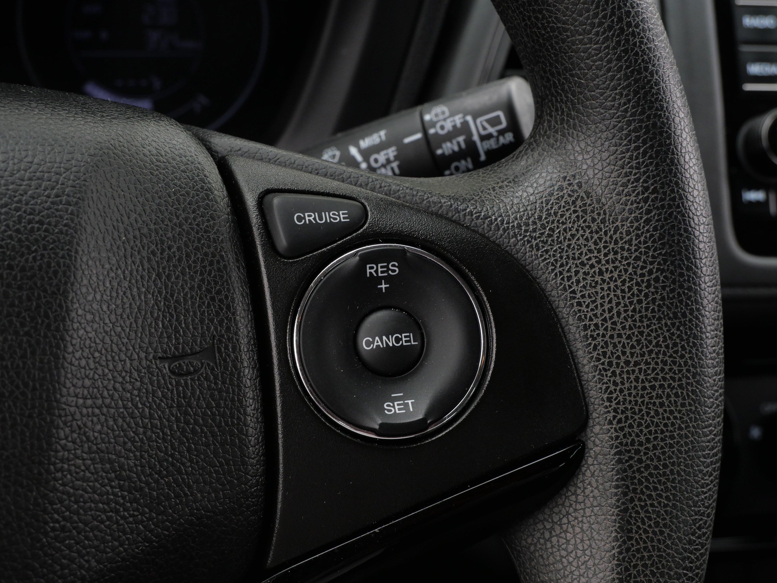 Certified 2019 Honda HR-V LX image 26