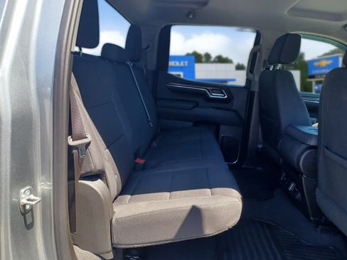 Used 2024 Chevrolet Silverado 1500 LT AWD/4WD image 18