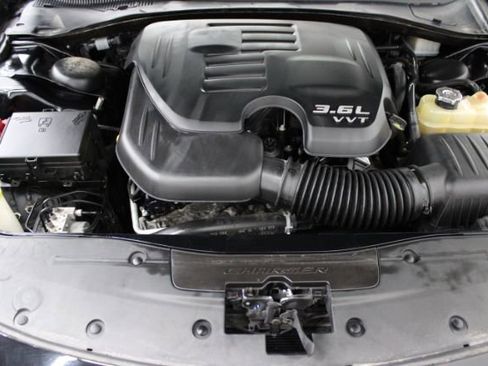 Used 2019 Dodge Charger SXT w/ Leather Interior Group image 24