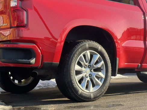 Used 2021 Chevrolet Silverado 1500 Custom image 15
