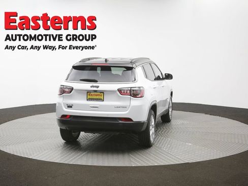 Used 2025 Jeep Compass Limited AWD/4WD image 38