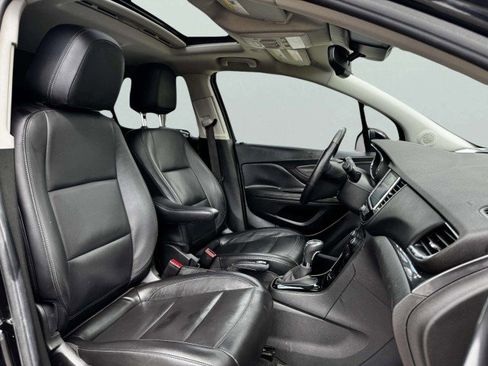 Used 2019 Buick Encore Essence w/ Experience Buick Package image 47