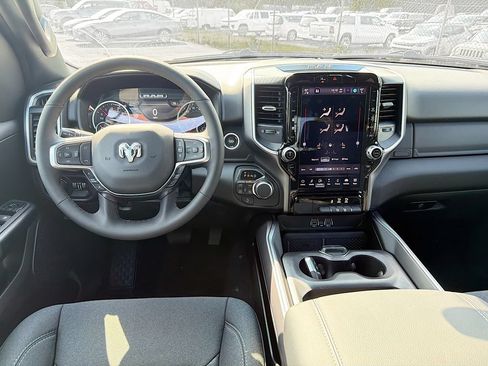 New 2026 RAM 1500 Big Horn AWD/4WD image 30
