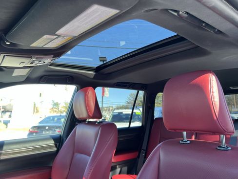 Used 2023 Lexus GX 460 Premium w/ Premium Package image 24