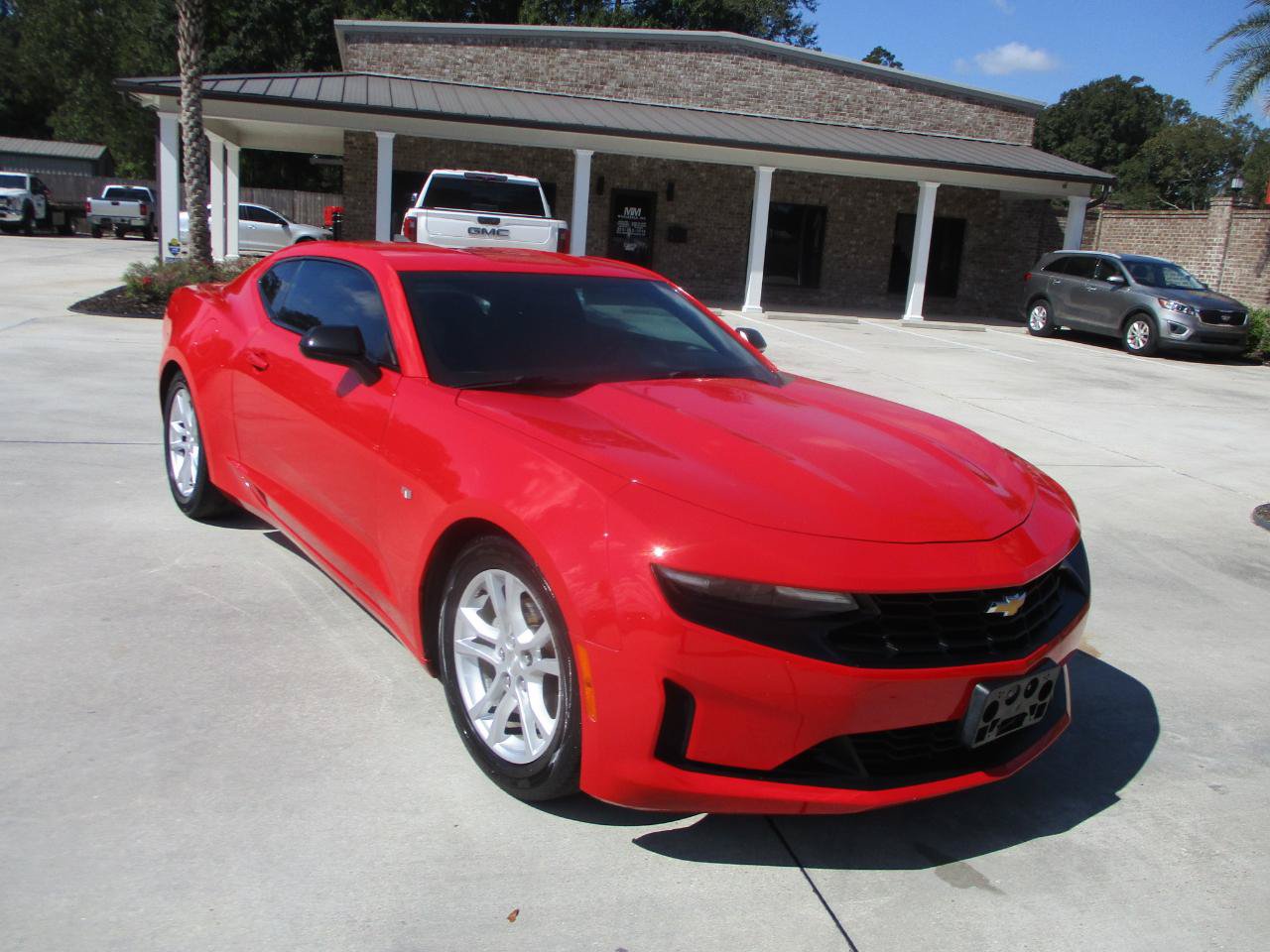 Used 2020 Chevrolet Camaro LS RWD image 23