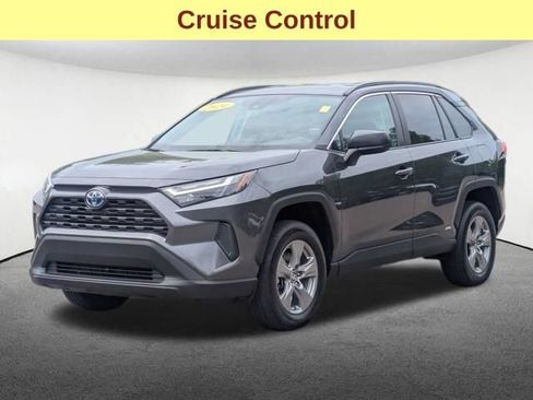 Used 2024 Toyota RAV4 LE AWD/4WD image 10