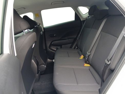 New 2026 Hyundai Kona SE image 13