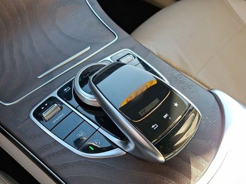 Used 2018 Mercedes-Benz GLC 300 GLC 300 image 24