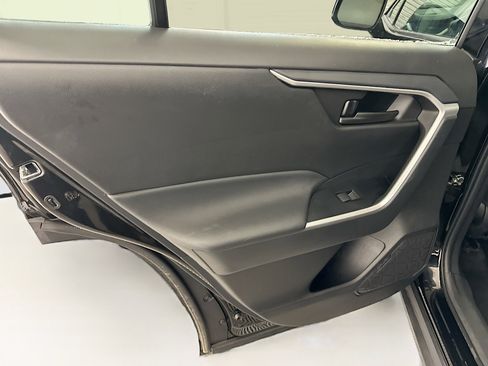 Used 2025 Toyota RAV4 LE image 27