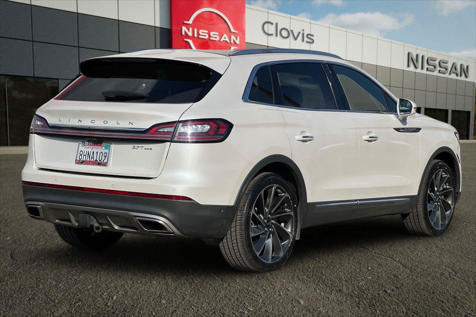 Used 2019 Lincoln Nautilus Reserve w/ Ultimate Package AWD/4WD image 2