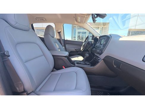 Used 2021 Chevrolet Colorado W/T w/ WT Convenience Package AWD/4WD image 10